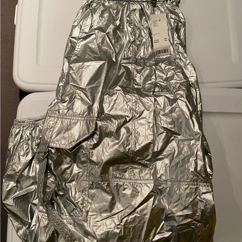 Urban Outfitters Jana Metallic Cargo Pant - Picture 4 of 5
